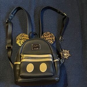 Loungefly Disney Parks Mickey Mouse Pirates of the Caribbean backpack